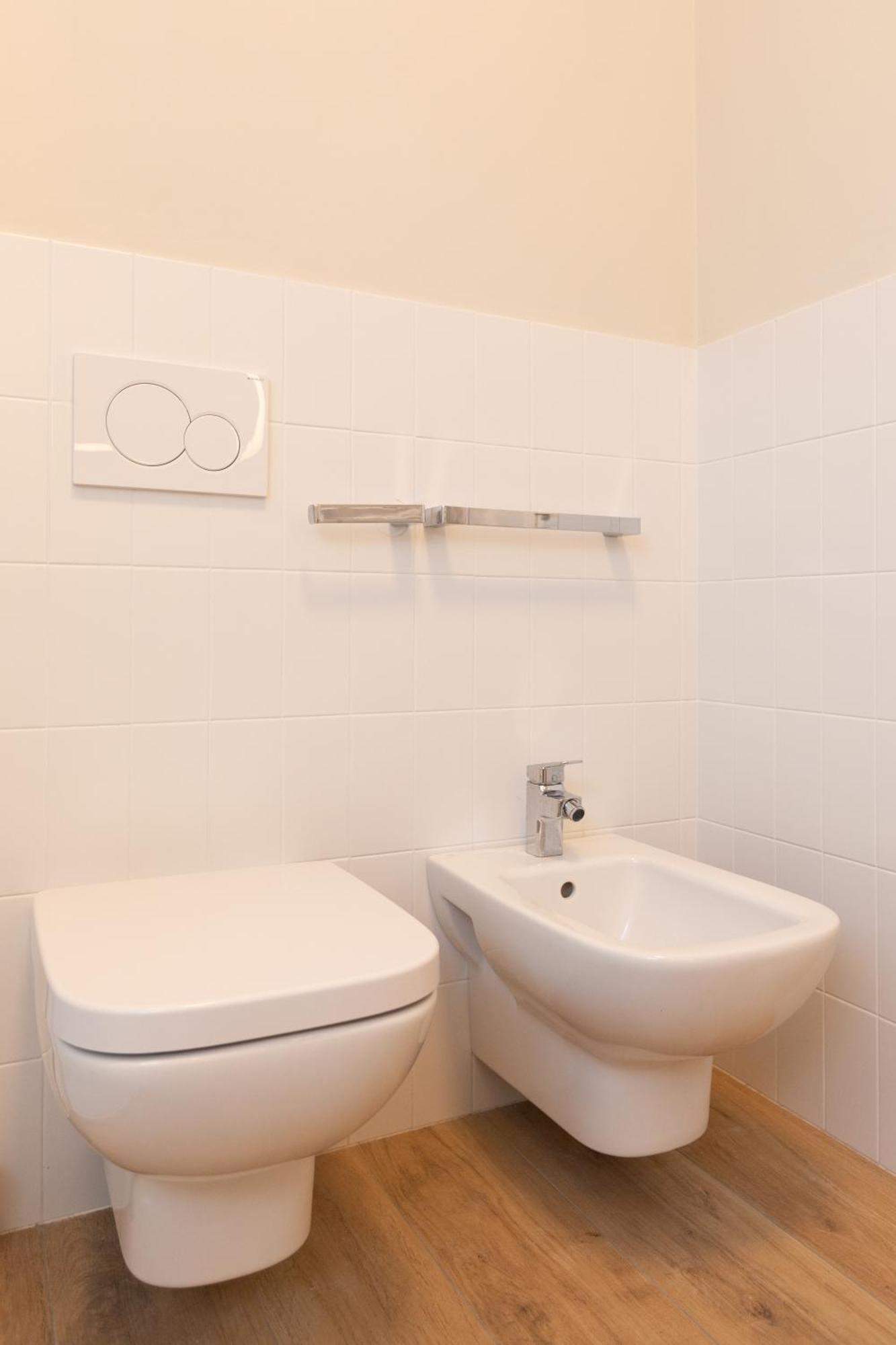 Dreams Exclusive Apartments With Terrace - Free Parking - M1 Station - Near Center ミラノ エクステリア 写真