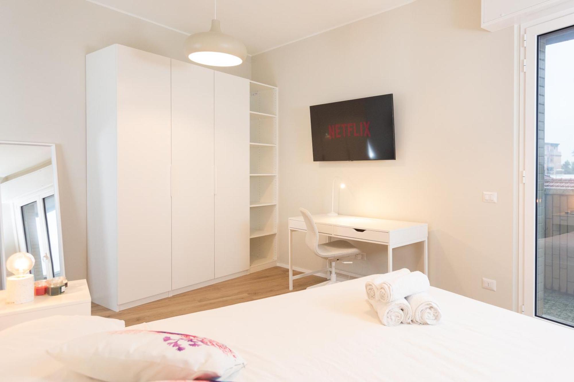 Dreams Exclusive Apartments With Terrace - Free Parking - M1 Station - Near Center ミラノ エクステリア 写真