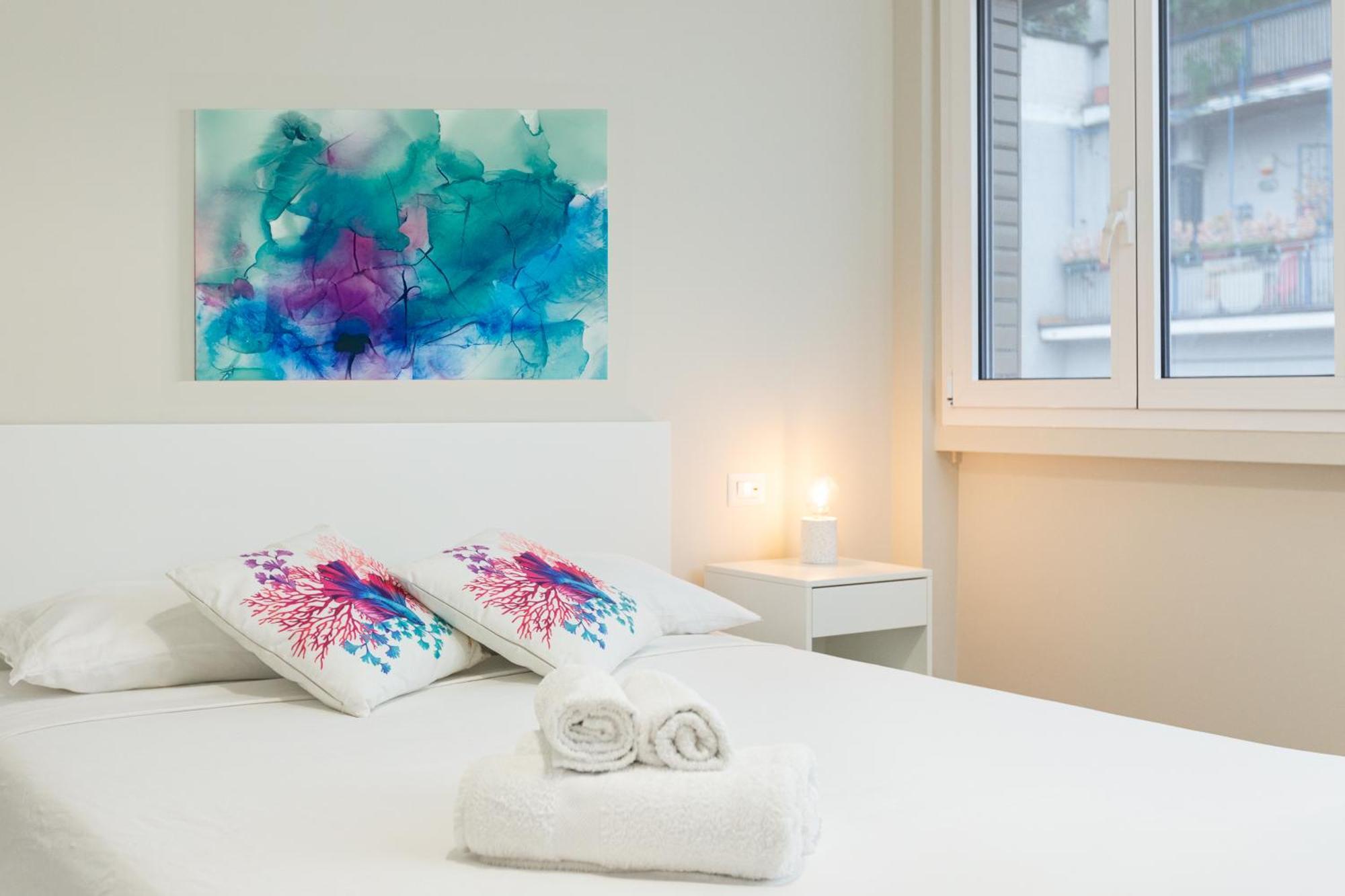 Dreams Exclusive Apartments With Terrace - Free Parking - M1 Station - Near Center ミラノ エクステリア 写真