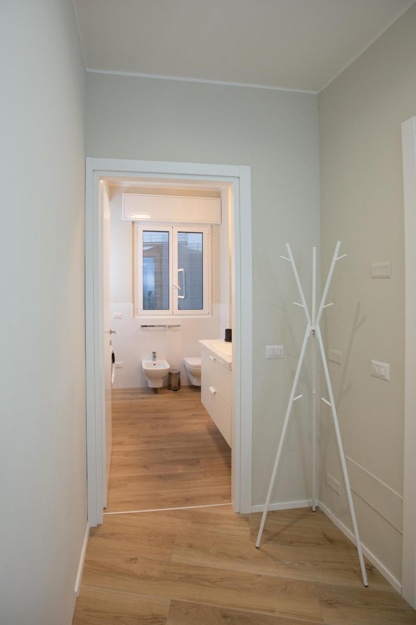 Dreams Exclusive Apartments With Terrace - Free Parking - M1 Station - Near Center ミラノ エクステリア 写真
